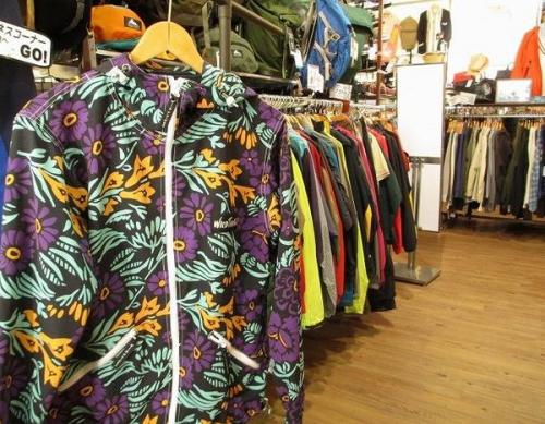 夏フェスのリバーガイドフーディー