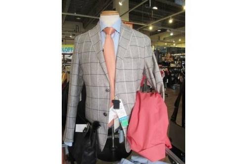 トップスのジャケット