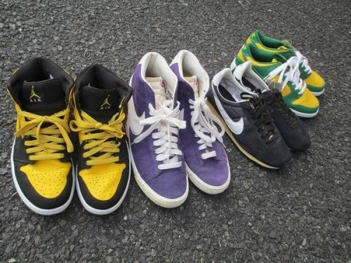 スニーカーのセール