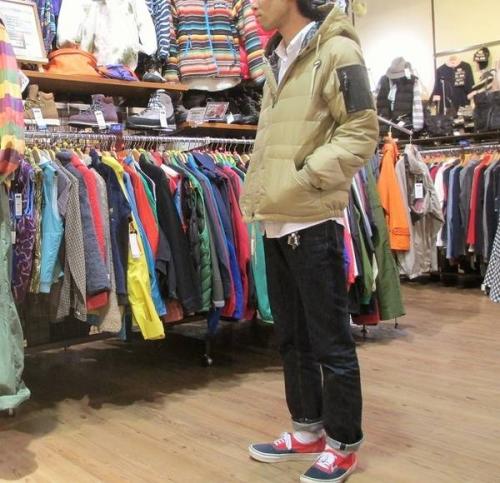 メンズのトップス