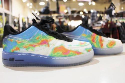 シューズ・バッグのスニーカー