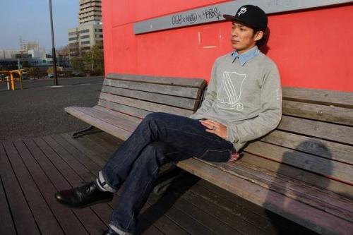 トップスのパーカー