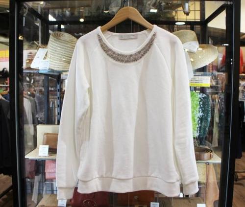 スウェットのジャーナルスタンダード