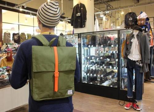 デイパックのハーシェル