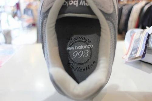 シューズ・バッグのスニーカー