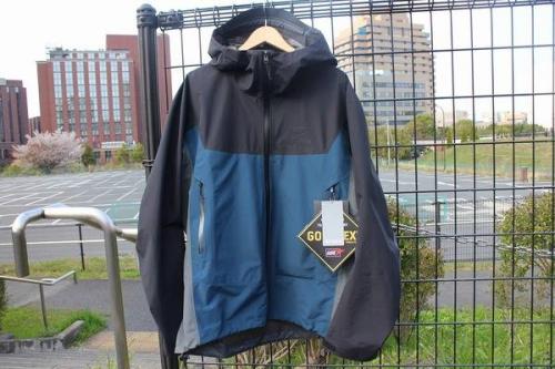 メンズのトップス