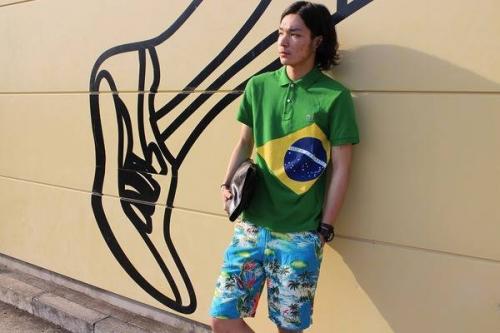 メンズのトップス