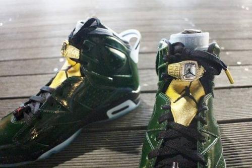 シューズ・バッグのスニーカー