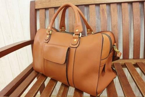 シューズ・バッグのボストンバッグ