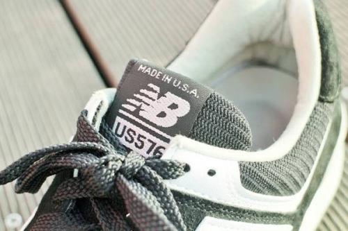 シューズ・バッグのスニーカー