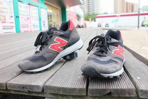 シューズ・バッグのスニーカー