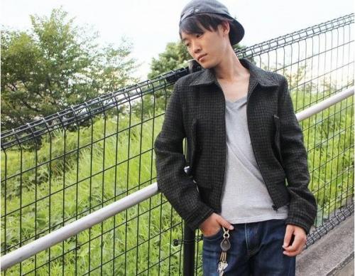 メンズのトップス