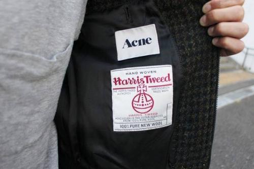 ジャケットのアクネ