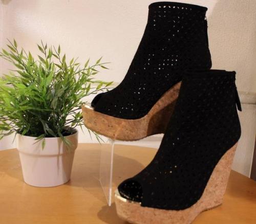 Jimmy Chooのジミーチュウ