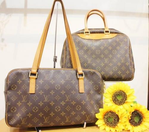 LOUIS VUITTONの海外ブランド