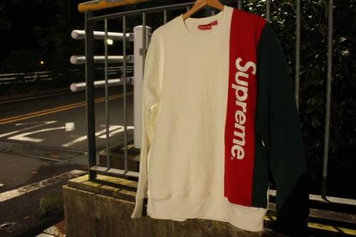 SUPREMEの別注　コラボ