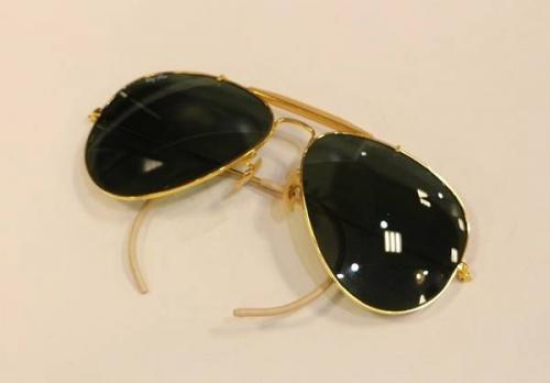 RAY-BANの多摩センター