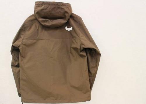 ストリートブランドのアノラックパーカー