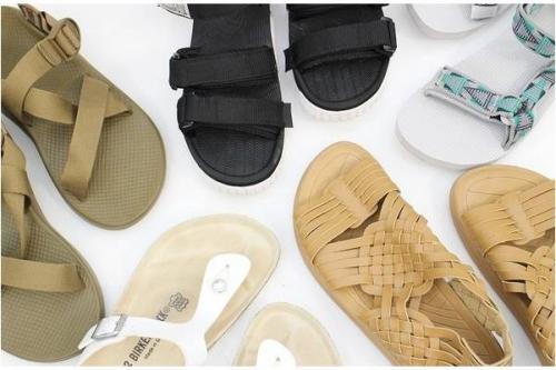 サンダルのスポーツサンダル