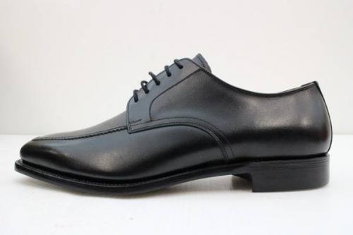 ビジネスシューズのレザーシューズ