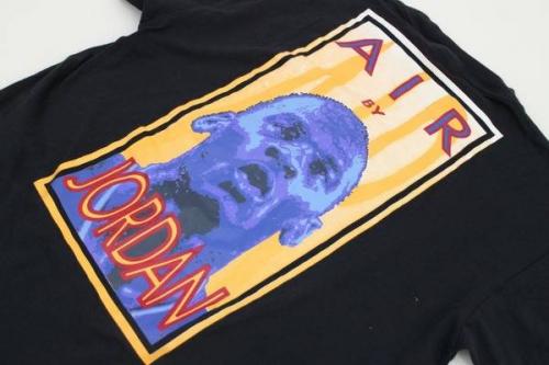 ストリートのNIKE