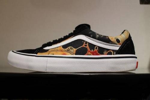 オールドスクールのコラボ