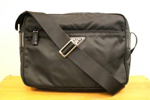 PRADAのブランド