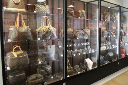 多摩センターのブランドバッグ