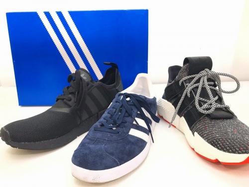 adidasのアディダス
