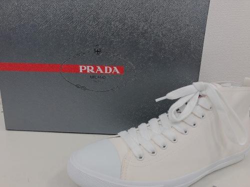 PRADAのプラダ