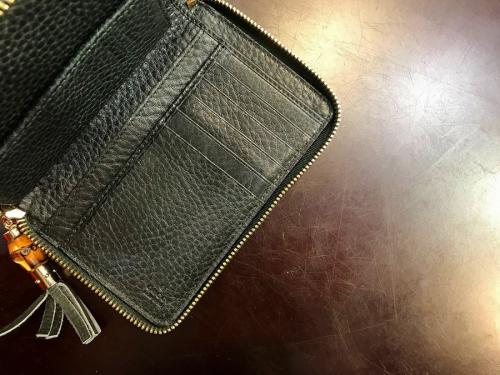 グッチのラウンドファスナー 財布