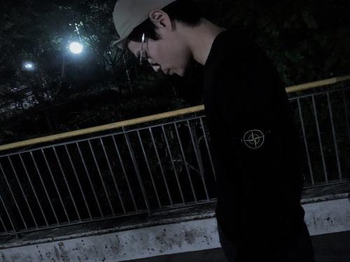 ストリートブランドのSTONE ISLAND