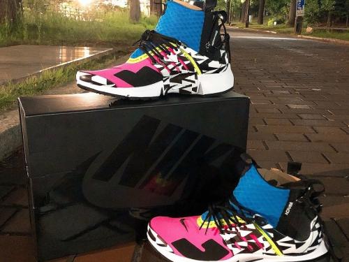 スニーカーのACRONYM×NIKE