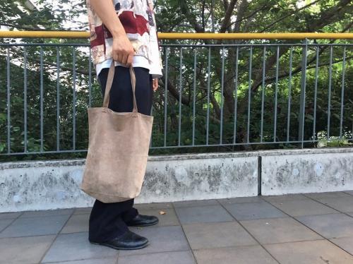 レザートートバッグのメンズ・レディース