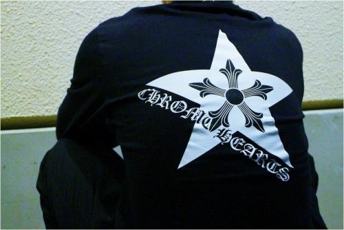 アソートリミテッド総柄Tシャツのメンズ
