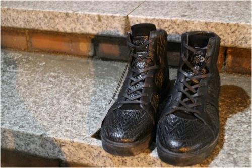 ヨウジヤマモトのハイカットスニーカー