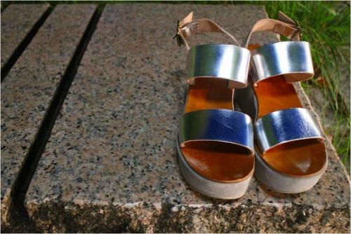 サンダルのレディース