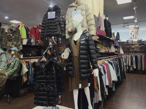 MONCLERのモンクレール