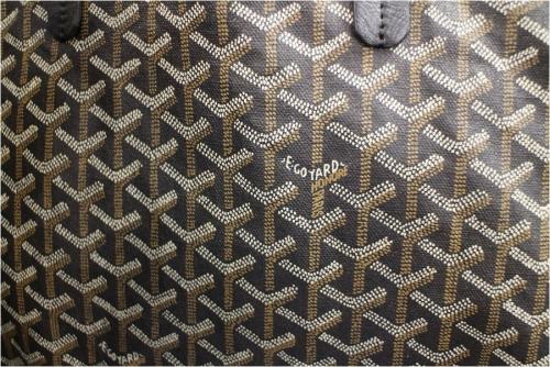 ゴヤールのトートバッグ