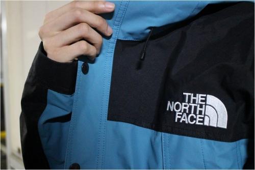 アウトドアブランドのTHE NORTH FACE