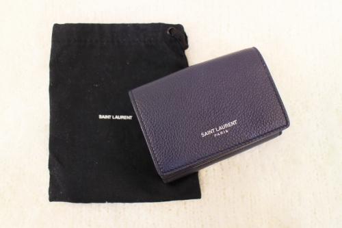 ラグジュアリーブランドのSaint Laurent Paris