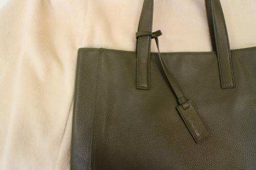 ラグジュアリーブランドのETRO