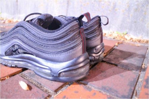 スニーカーのメンズ