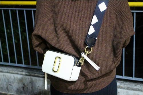 MARC JACOBSのマークジェイコブス