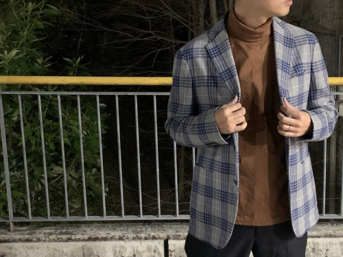 キャリアファッションのTAGLIATORE