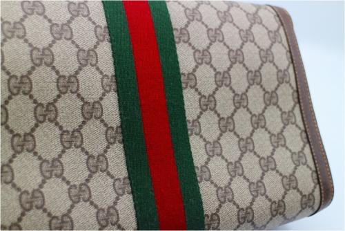 クラッチバッグのレディース