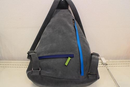 スウェードリュックのメンズ