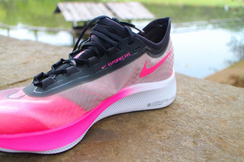 スポーツブランドのNIKE