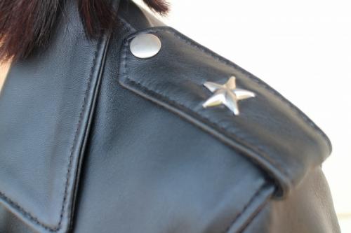 レザージャケットのレディース