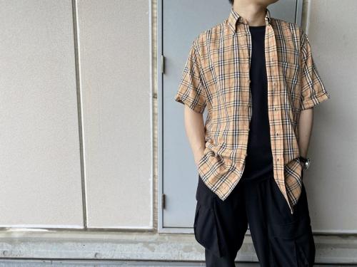 バーバリーズのノバチェックシャツ